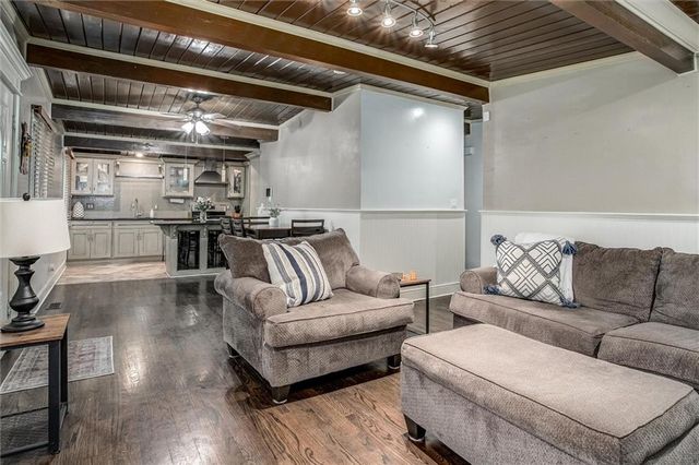 2817 Collin Street, Independence, MO 64052