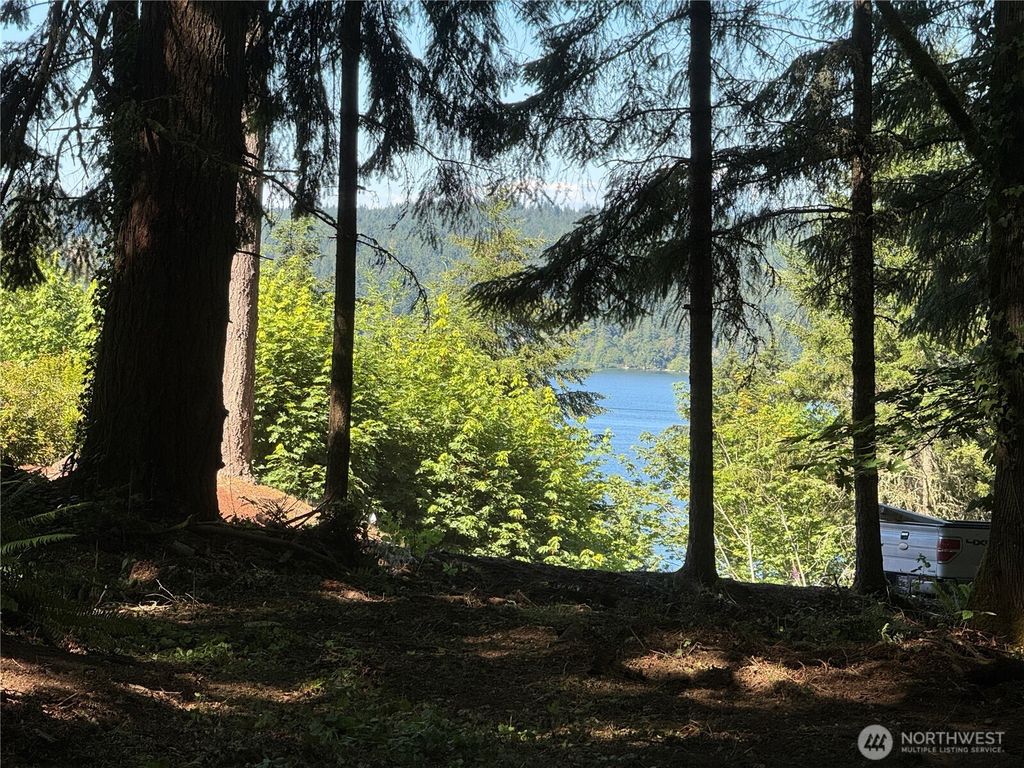 1234 South Keyport Road NE, Poulsbo, WA 98370