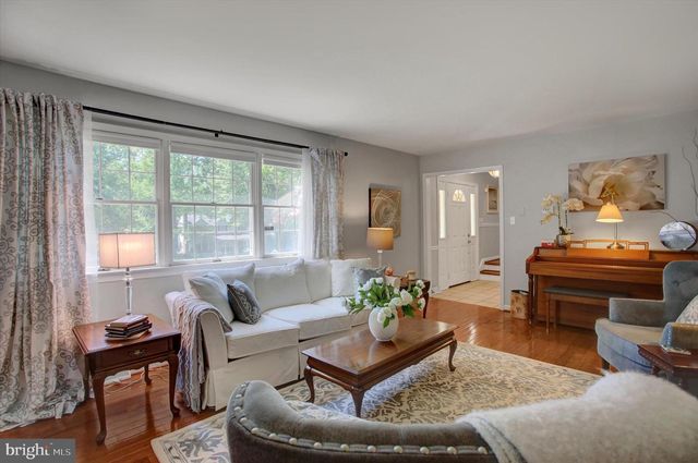 6377 BURNING TREE TER, Fayetteville, PA 17222