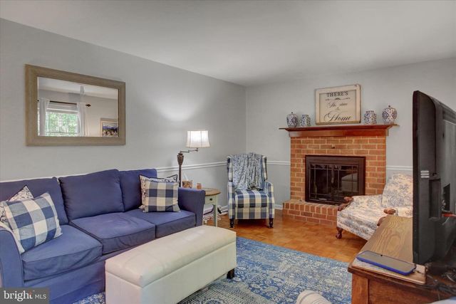 6377 BURNING TREE TER, Fayetteville, PA 17222