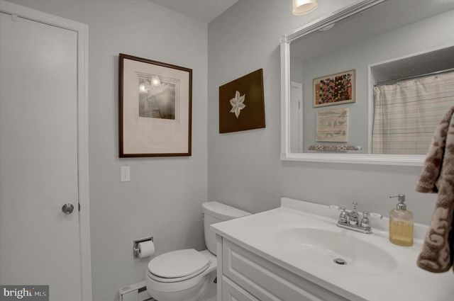 6377 BURNING TREE TER, Fayetteville, PA 17222