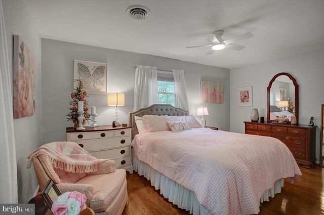 6377 BURNING TREE TER, Fayetteville, PA 17222