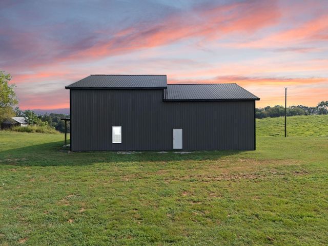 8 Hunter Ray Way, Albany, KY 42602