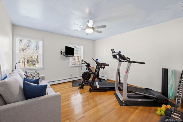 31 Meroke Trail, Port Jefferson, NY 11777