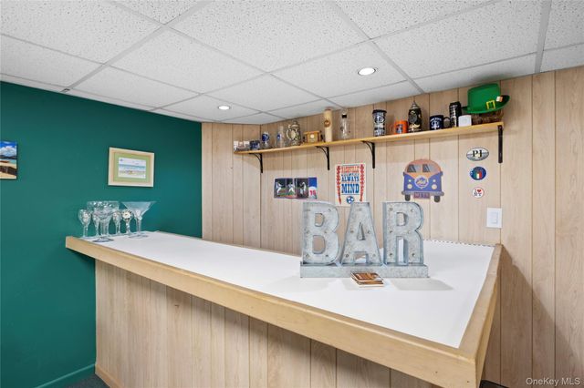 31 Meroke Trail, Port Jefferson, NY 11777