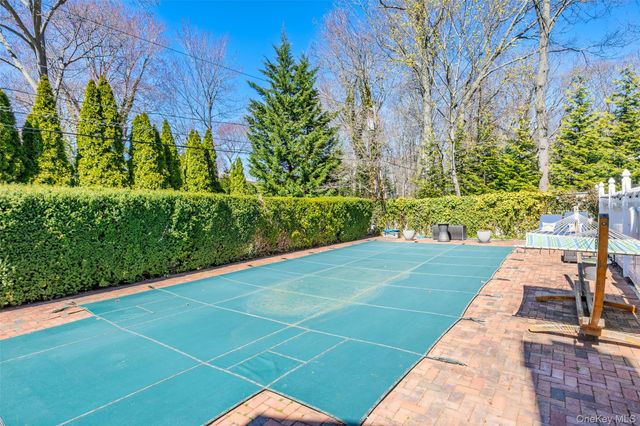 31 Meroke Trail, Port Jefferson, NY 11777