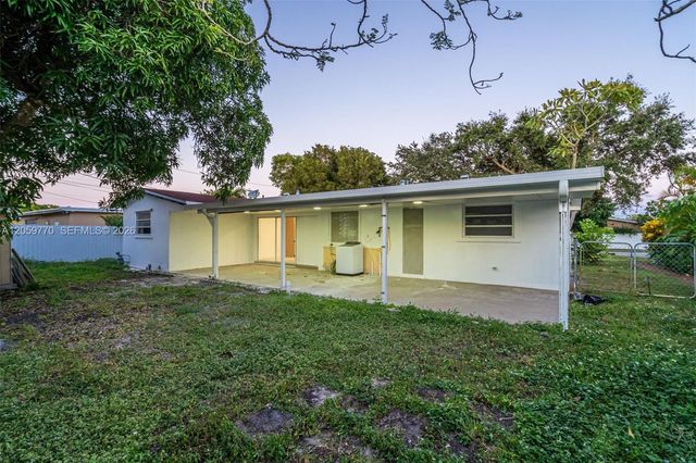 730 NW 77th Way, Pembroke Pines, FL 33024