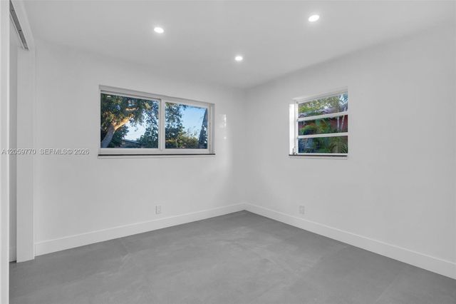 730 NW 77th Way, Pembroke Pines, FL 33024