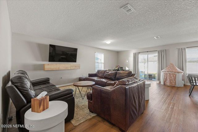 2469 OAK STREAM DRIVE Drive, Green Cove Springs, FL 32043