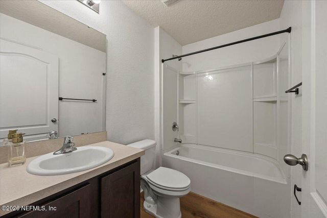 2469 OAK STREAM DRIVE Drive, Green Cove Springs, FL 32043