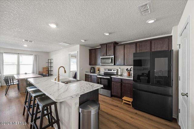 2469 OAK STREAM DRIVE Drive, Green Cove Springs, FL 32043