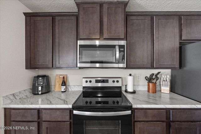 2469 OAK STREAM DRIVE Drive, Green Cove Springs, FL 32043