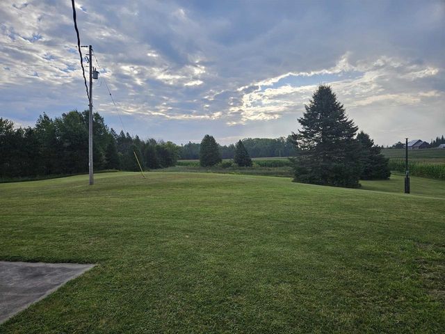 N9264 US 41, Daggett, MI 49821