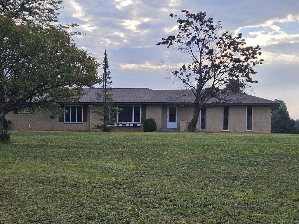 N9264 US 41, Daggett, MI 49821