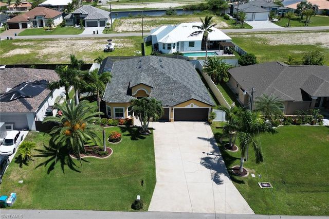 109 38th PL, Cape Coral, FL 33993