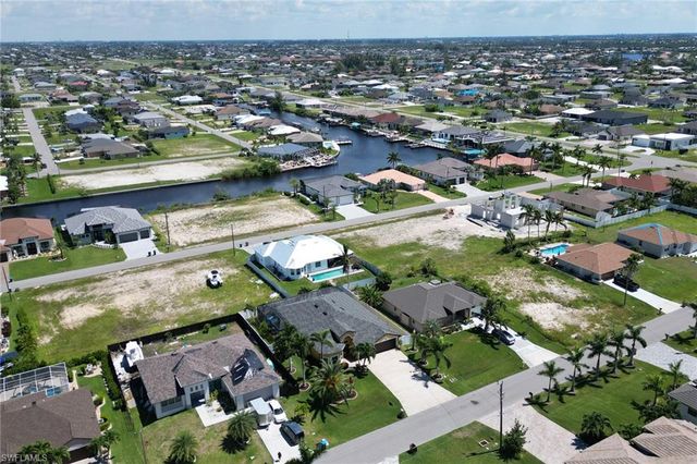 109 38th PL, Cape Coral, FL 33993