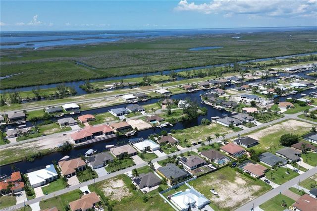 109 38th PL, Cape Coral, FL 33993