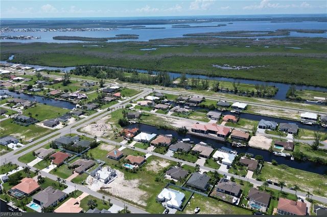 109 38th PL, Cape Coral, FL 33993