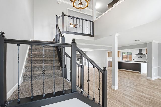 725 Tartan Trail, Highland Village, TX 75077