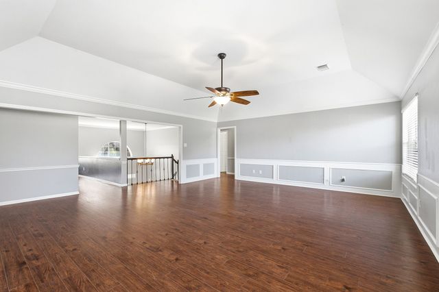725 Tartan Trail, Highland Village, TX 75077