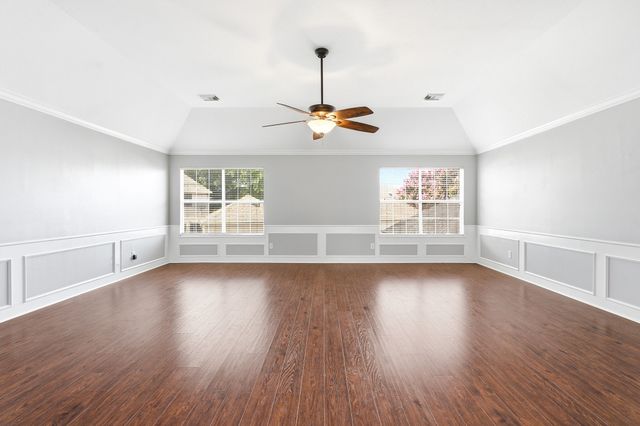 725 Tartan Trail, Highland Village, TX 75077