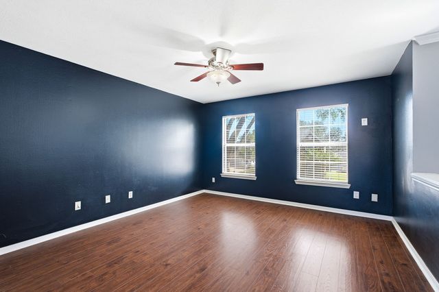 725 Tartan Trail, Highland Village, TX 75077