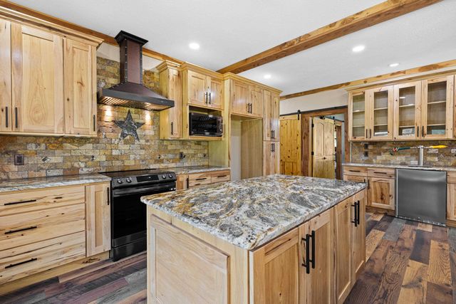 861 Spellings Road, Marshall, TX 75670