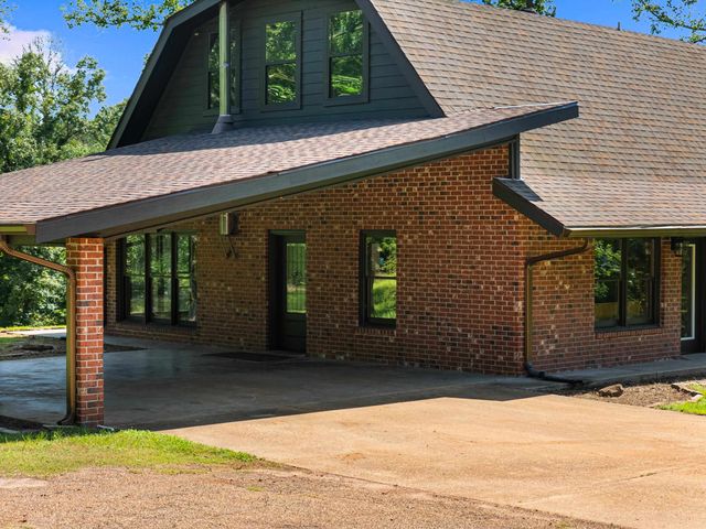 861 Spellings Road, Marshall, TX 75670