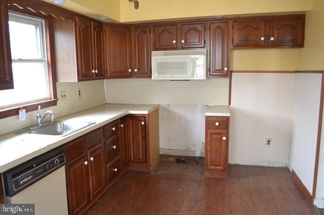 631 10TH AVE, Prospect Park, PA 19076