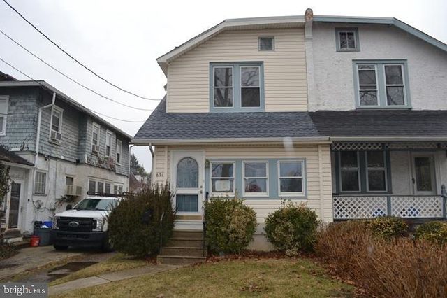 631 10TH AVE, Prospect Park, PA 19076