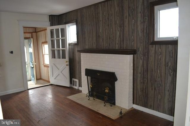 631 10TH AVE, Prospect Park, PA 19076