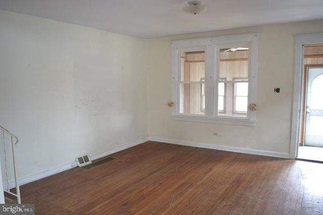 631 10TH AVE, Prospect Park, PA 19076