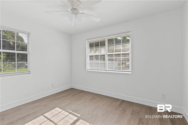 1605 Woodley Rd, Mobile, AL 36618