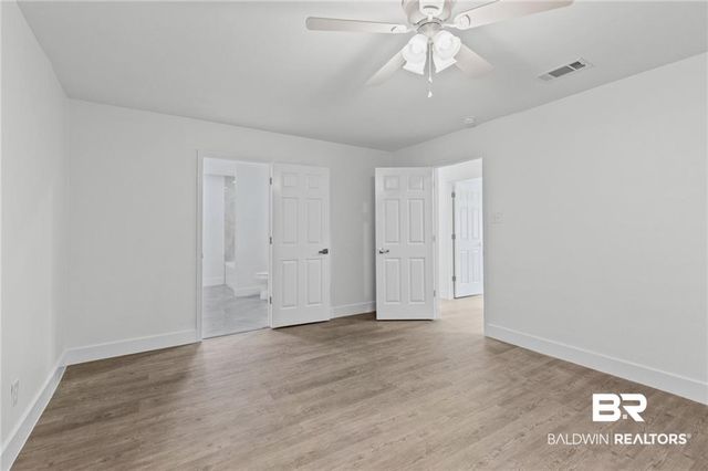 1605 Woodley Rd, Mobile, AL 36618