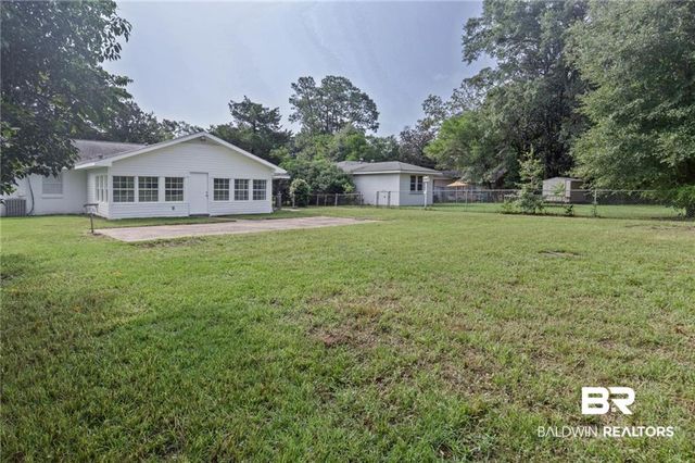 1605 Woodley Rd, Mobile, AL 36618