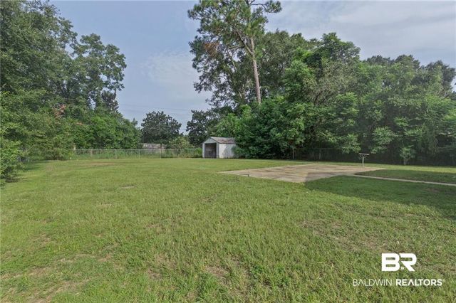 1605 Woodley Rd, Mobile, AL 36618