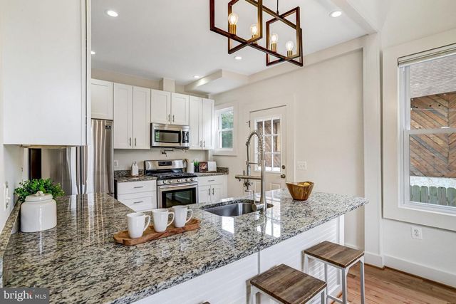 12 NICHOLSON ST NW, Washington, DC 20011