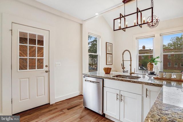 12 NICHOLSON ST NW, Washington, DC 20011