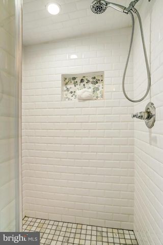 12 NICHOLSON ST NW, Washington, DC 20011