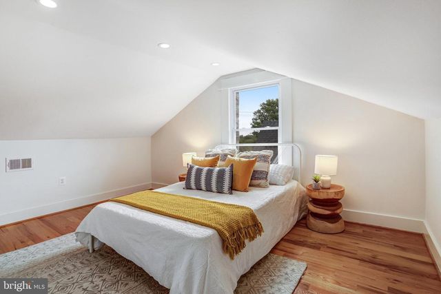 12 NICHOLSON ST NW, Washington, DC 20011