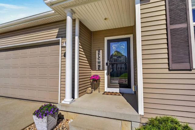 944 Silver Ripple Way, Deforest, WI 53532