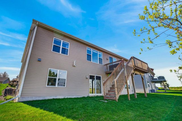 944 Silver Ripple Way, Deforest, WI 53532