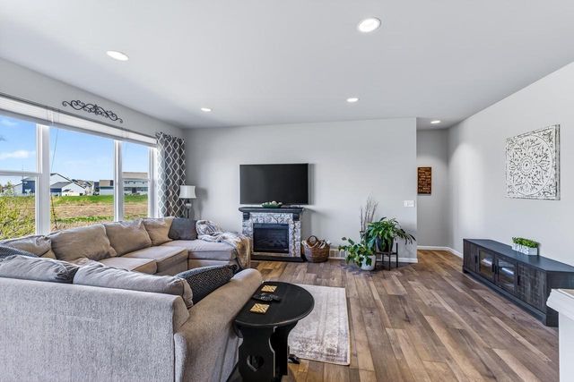 944 Silver Ripple Way, Deforest, WI 53532