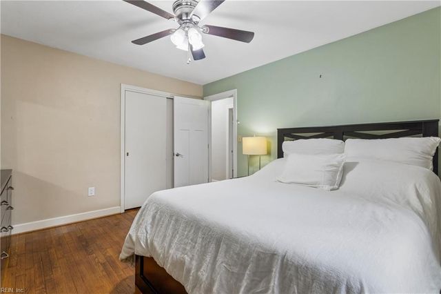 209 E McGinnis CIR, Norfolk, VA 23502