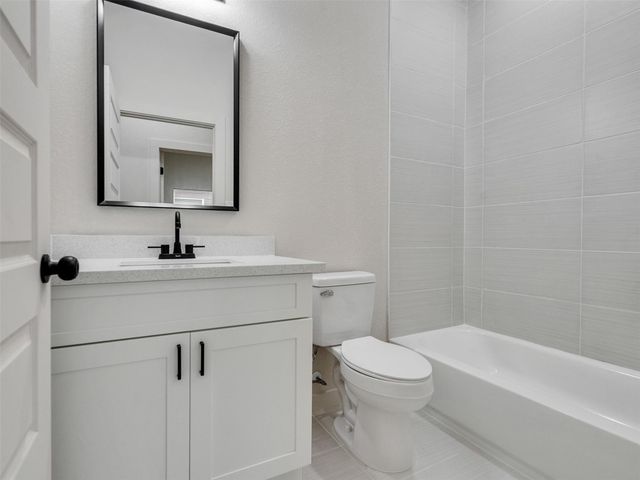 9709 Cargill Street A-B, Houston, TX 77029