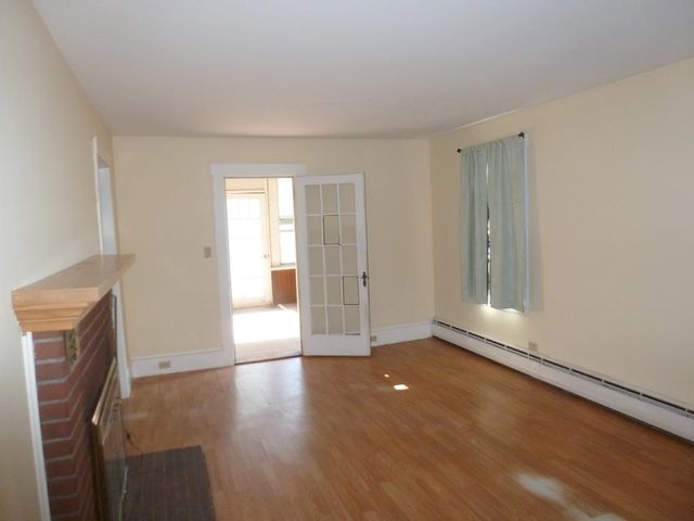 167 School Street, Rumney, NH 03266
