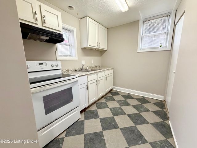 510 S 15th St, Louisville, KY 40203