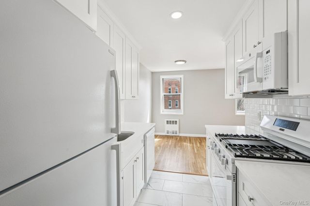 98 Dehaven Drive 4C, Yonkers, NY 10703