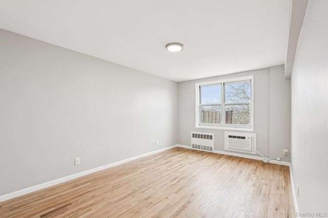 98 Dehaven Drive 4C, Yonkers, NY 10703