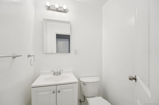 98 Dehaven Drive 4C, Yonkers, NY 10703